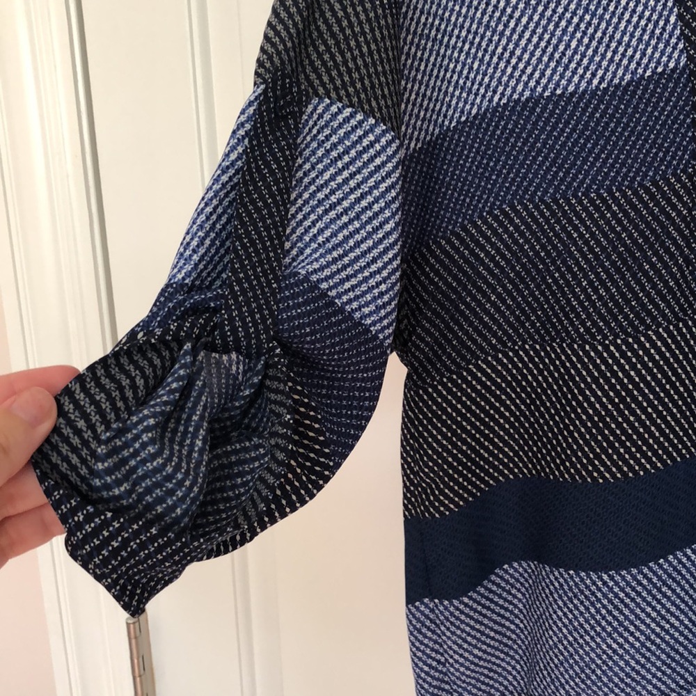 BCBG Top - Picture 3 of 6